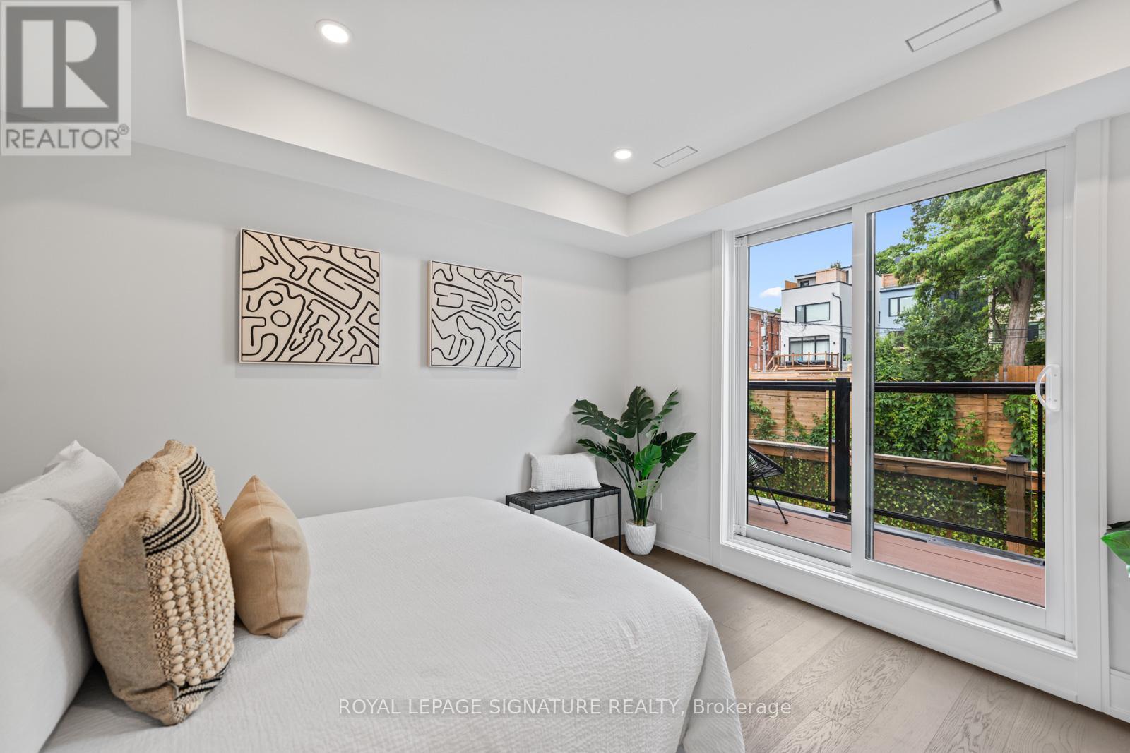 Photo 25 of 24 Harriet Street, Toronto ON