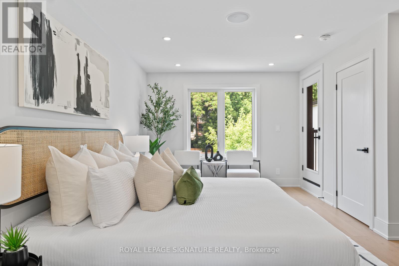 Photo 34 of 24 Harriet Street, Toronto ON