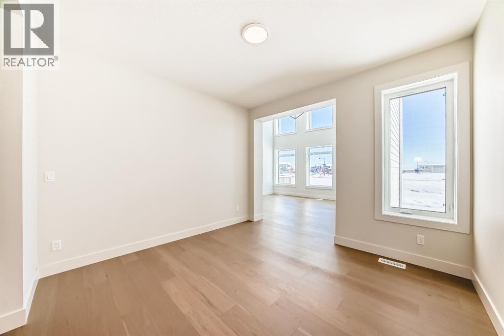 Photo 17 of 80 Legacy Woods Crescent Se, Calgary AB