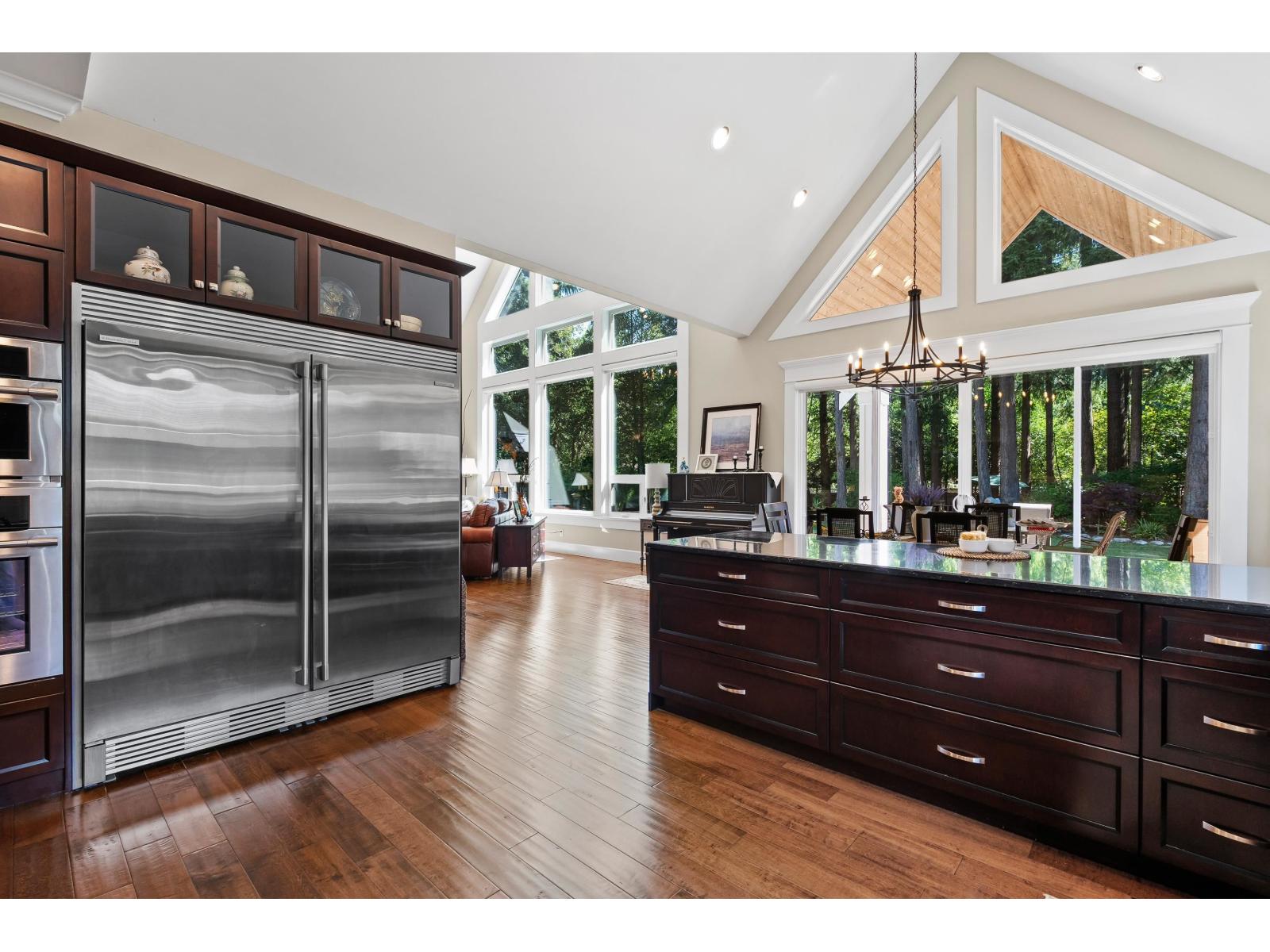 Photo 8 of 2732 Northcrest Drive, Surrey BC