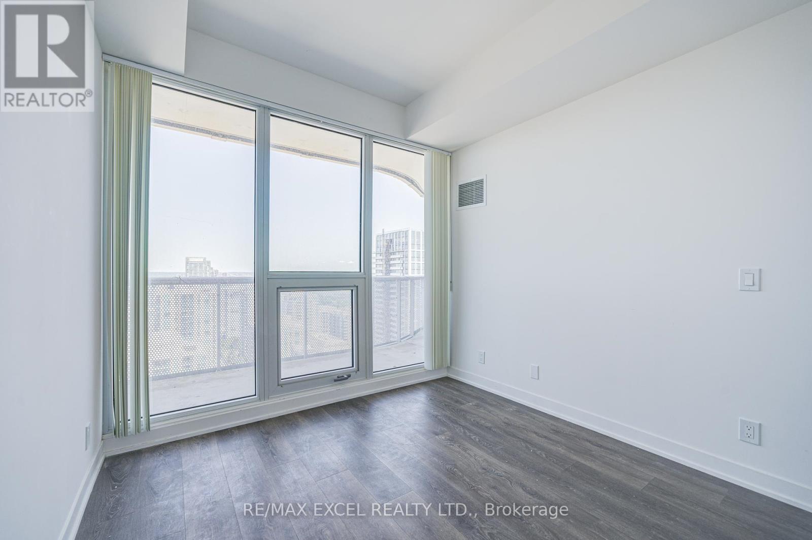 Photo 23 of 2807 15 Holmes Avenue, Toronto ON