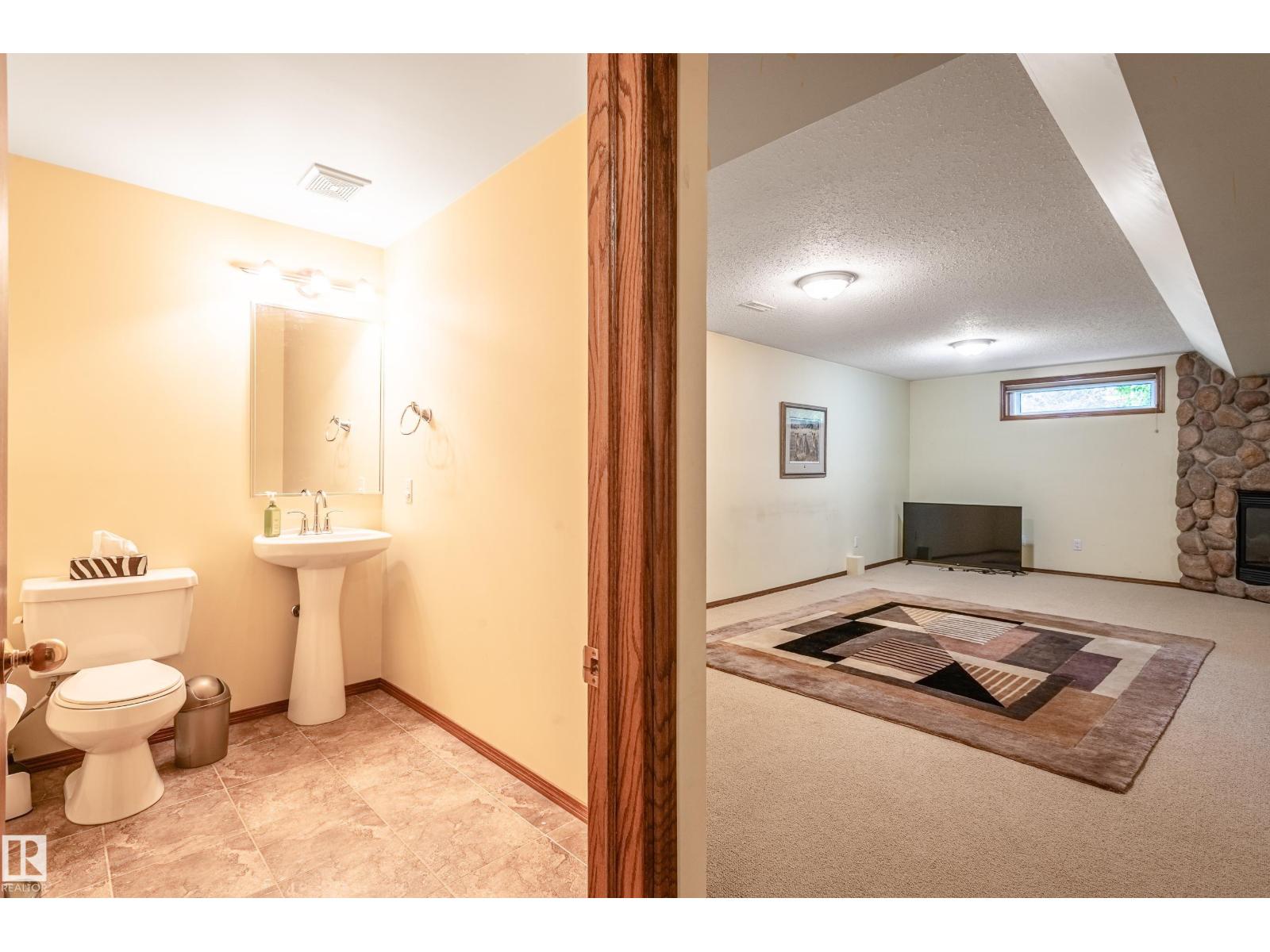 Photo 34 of 103 Wolf Willow Cr Nw, Edmonton AB