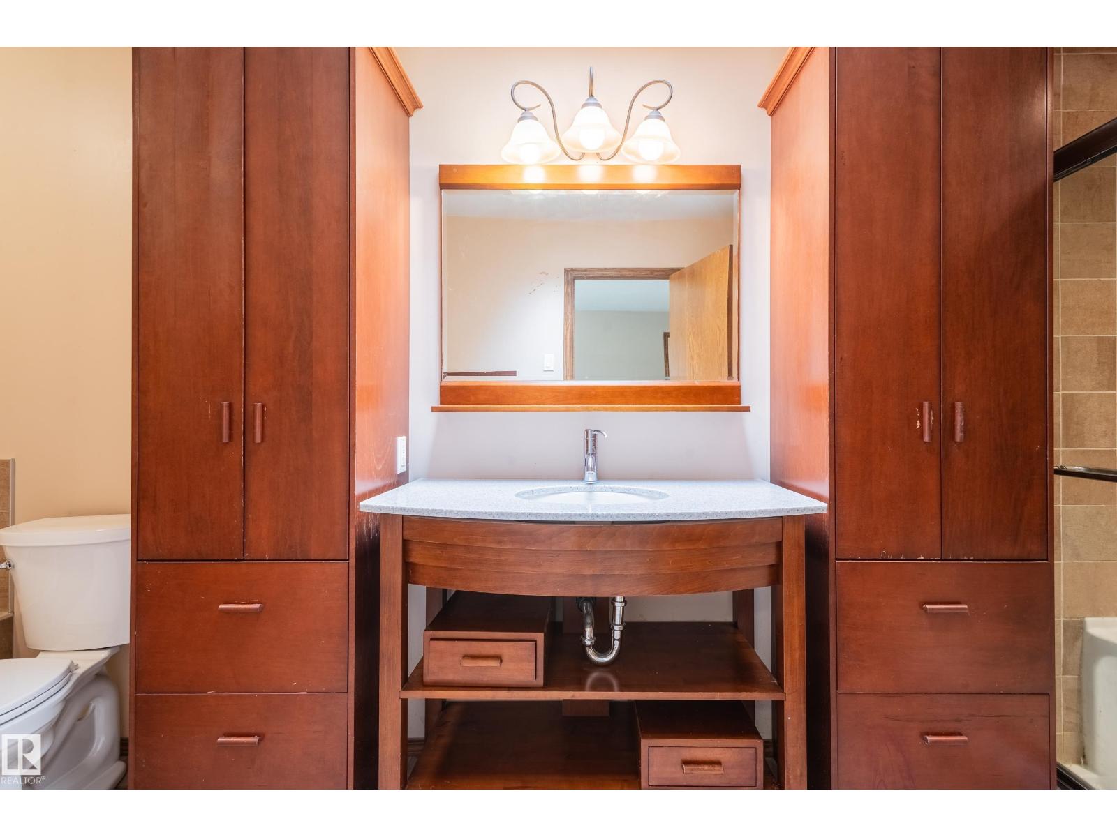 Photo 19 of 103 Wolf Willow Cr Nw, Edmonton AB