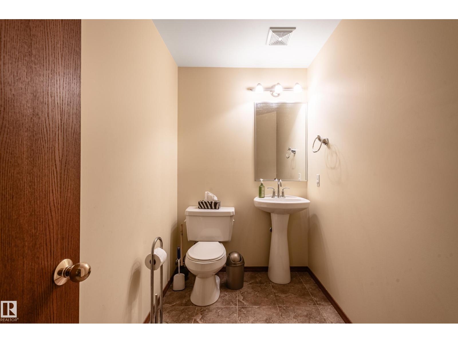 Photo 35 of 103 Wolf Willow Cr Nw, Edmonton AB