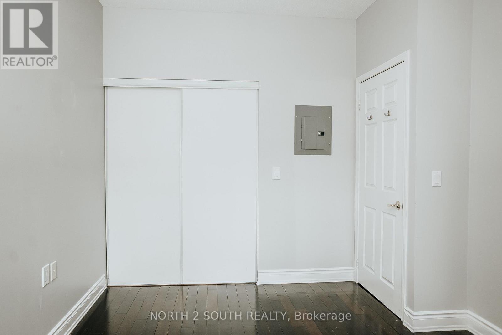 Photo 14 of 108 22 Olive Avenue, Toronto ON