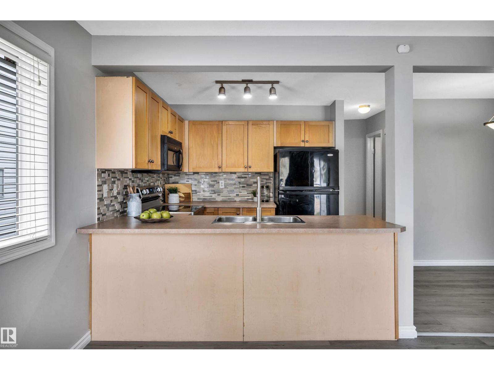 Photo 7 of 100 230 Edwards Dr Sw, Edmonton AB