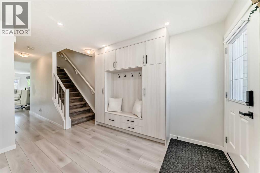 Photo 13 of 154 Chinook Gate Boulevard, Airdrie AB