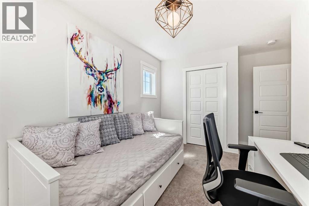 Photo 33 of 154 Chinook Gate Boulevard, Airdrie AB
