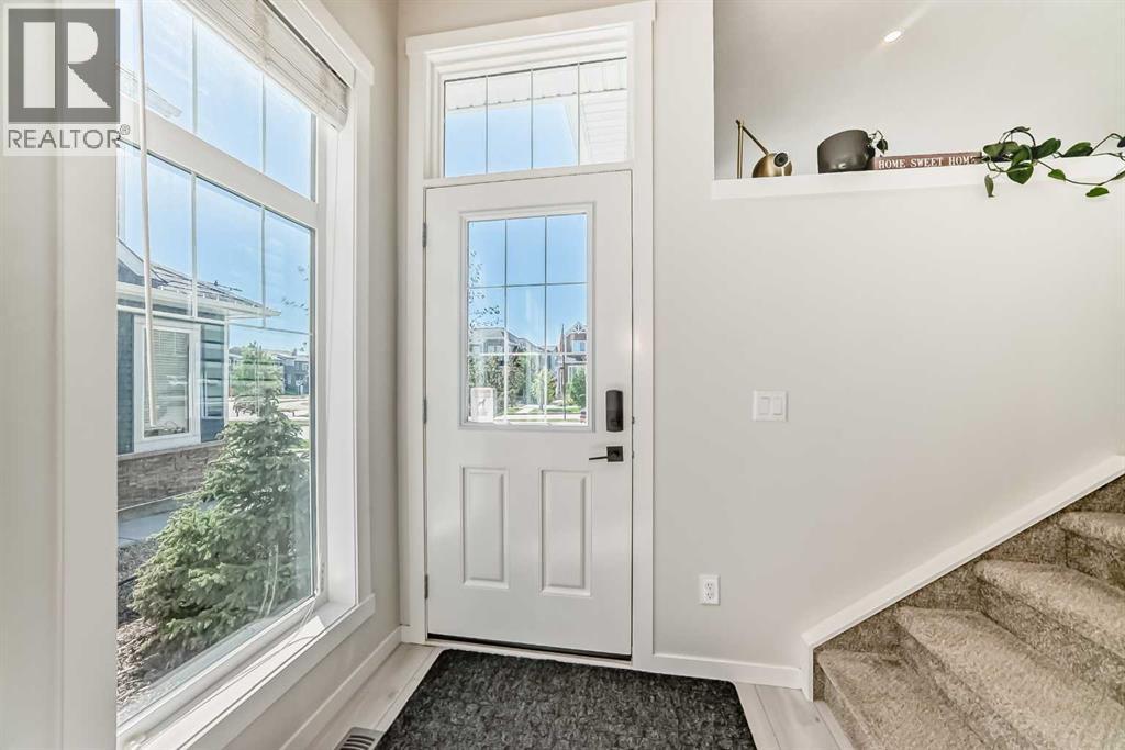 Photo 19 of 154 Chinook Gate Boulevard, Airdrie AB