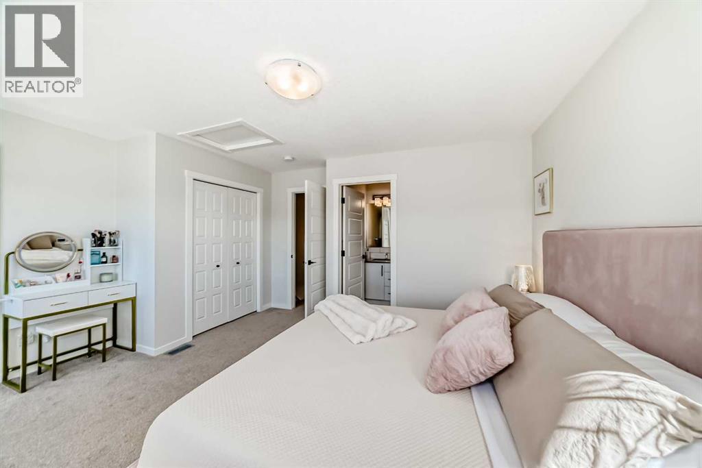 Photo 26 of 154 Chinook Gate Boulevard, Airdrie AB