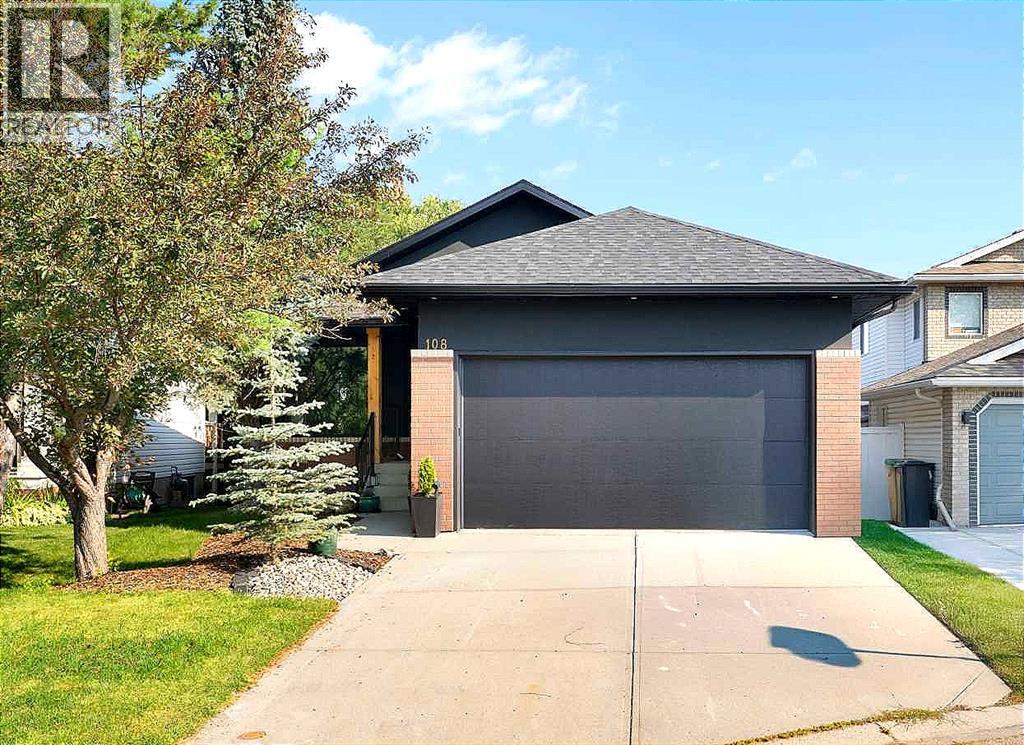 Photo 2 of 108 Citadel Park Nw, Calgary AB