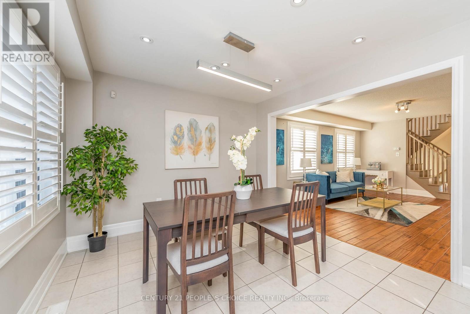 Photo 13 of 40 Stedford Crescent, Brampton ON
