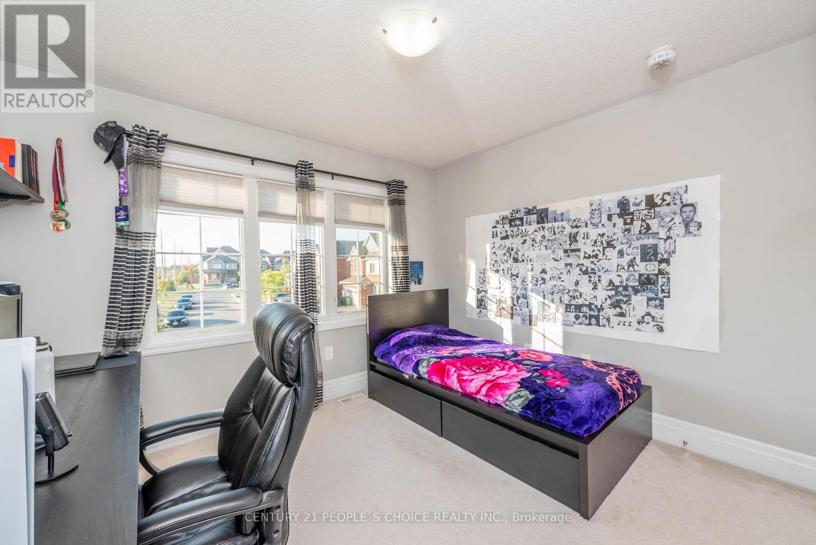 Photo 21 of 40 Stedford Crescent, Brampton ON