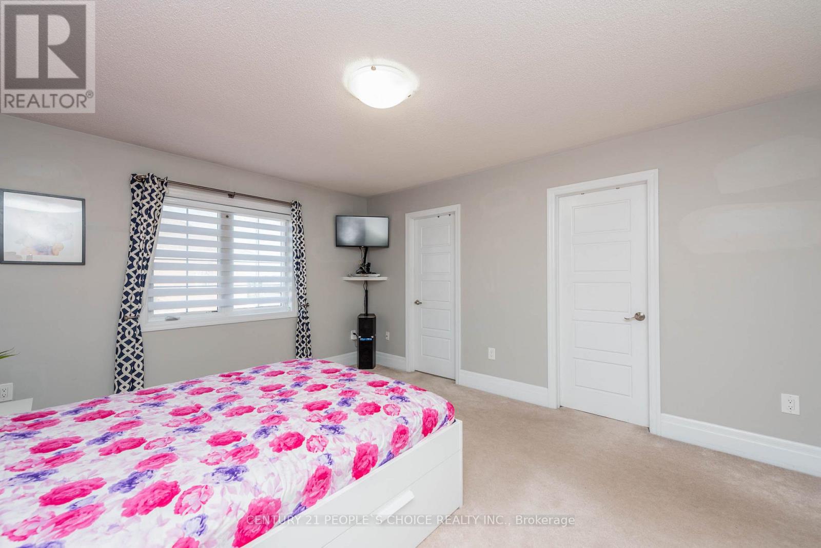 Photo 31 of 40 Stedford Crescent, Brampton ON