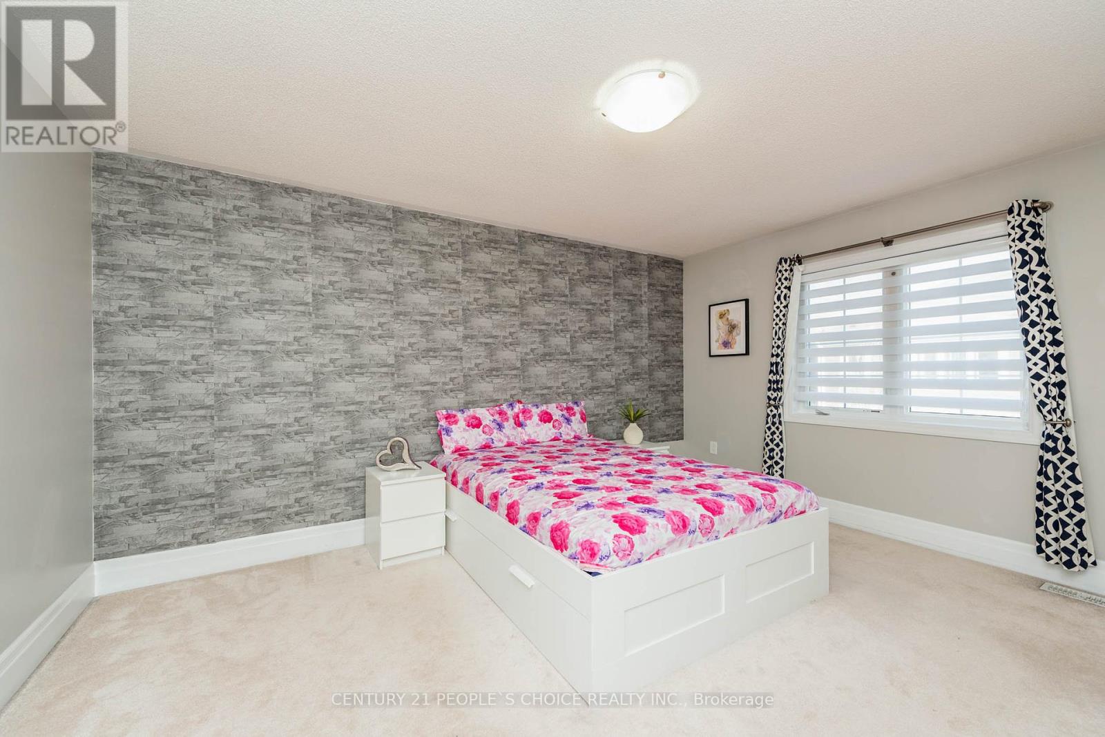 Photo 28 of 40 Stedford Crescent, Brampton ON