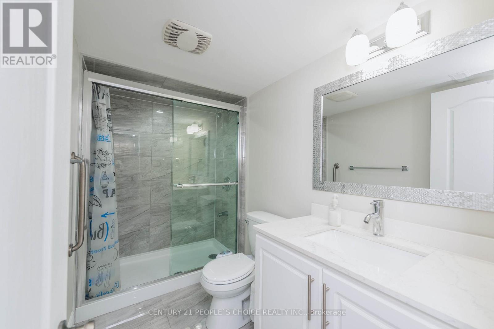 Photo 37 of 40 Stedford Crescent, Brampton ON