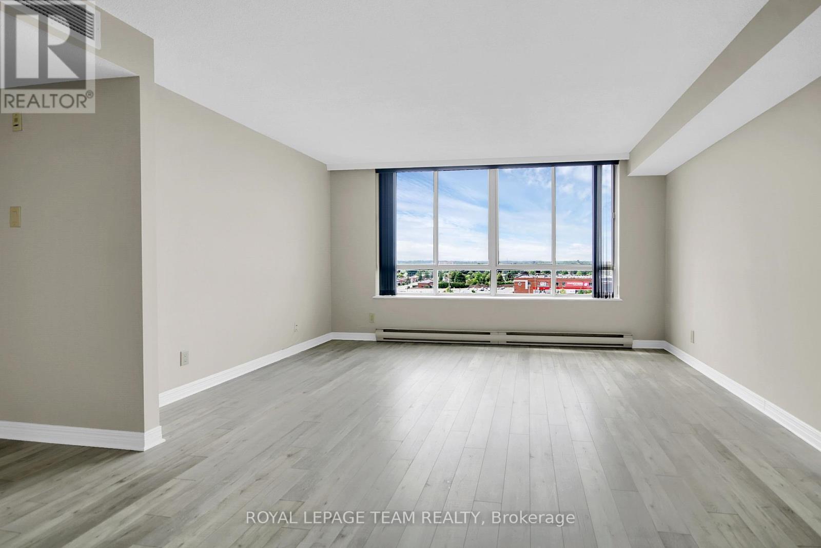 Photo 10 of 804 100 Grant Carman Drive, Ottawa ON
