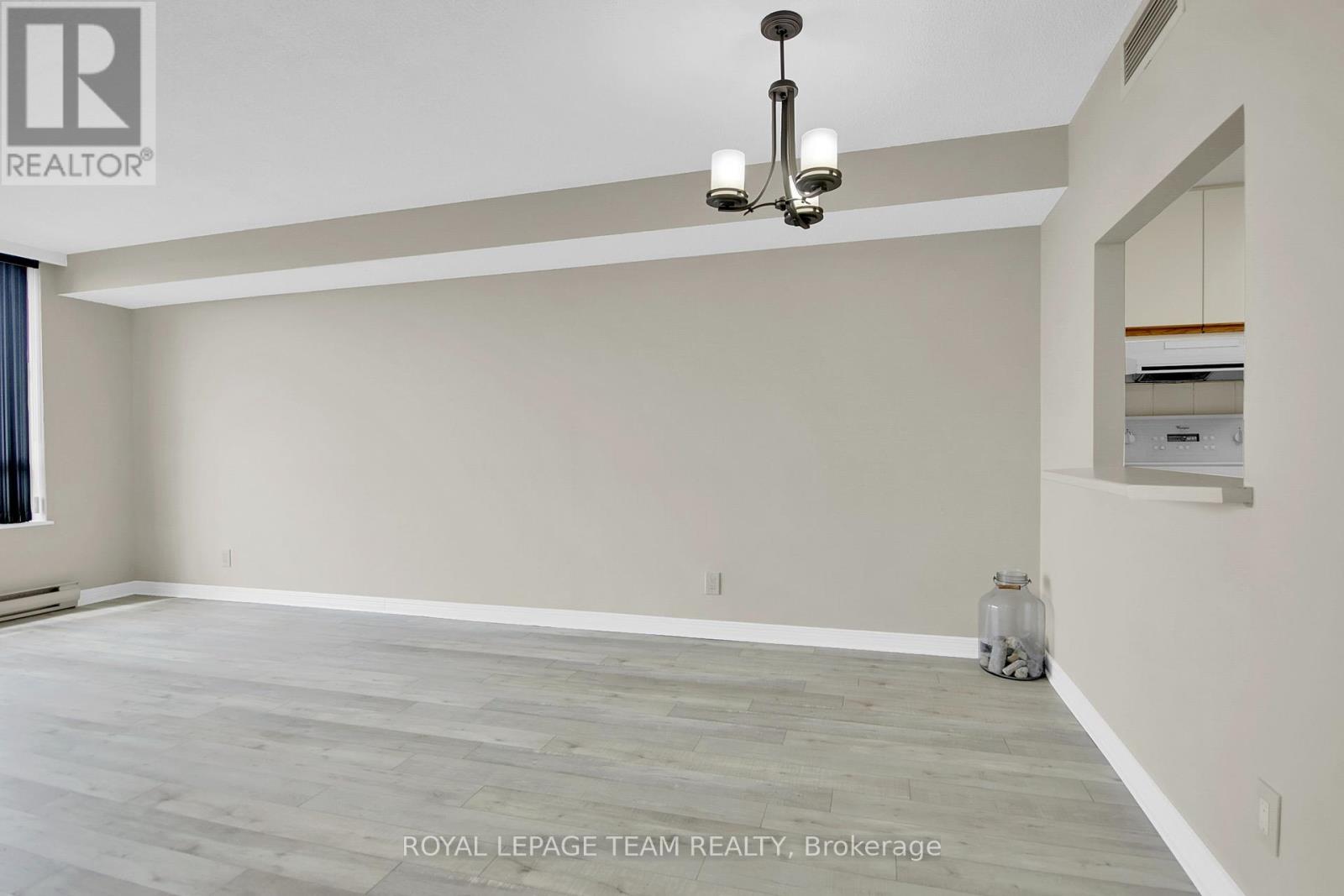 Photo 14 of 804 100 Grant Carman Drive, Ottawa ON