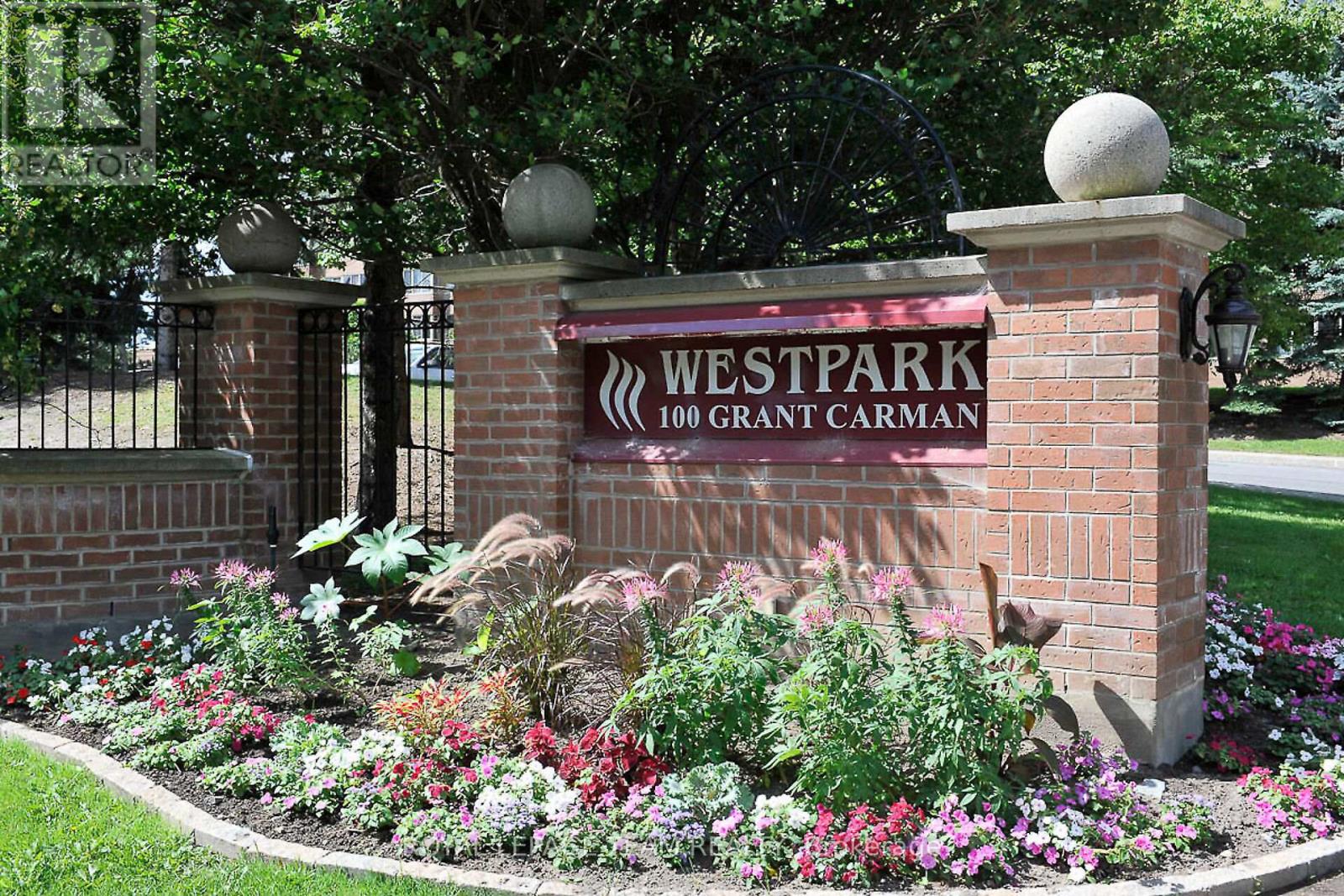 Photo 2 of 804 100 Grant Carman Drive, Ottawa ON