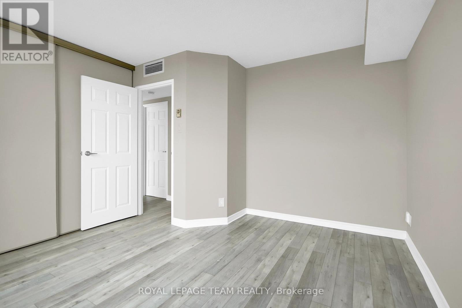 Photo 21 of 804 100 Grant Carman Drive, Ottawa ON