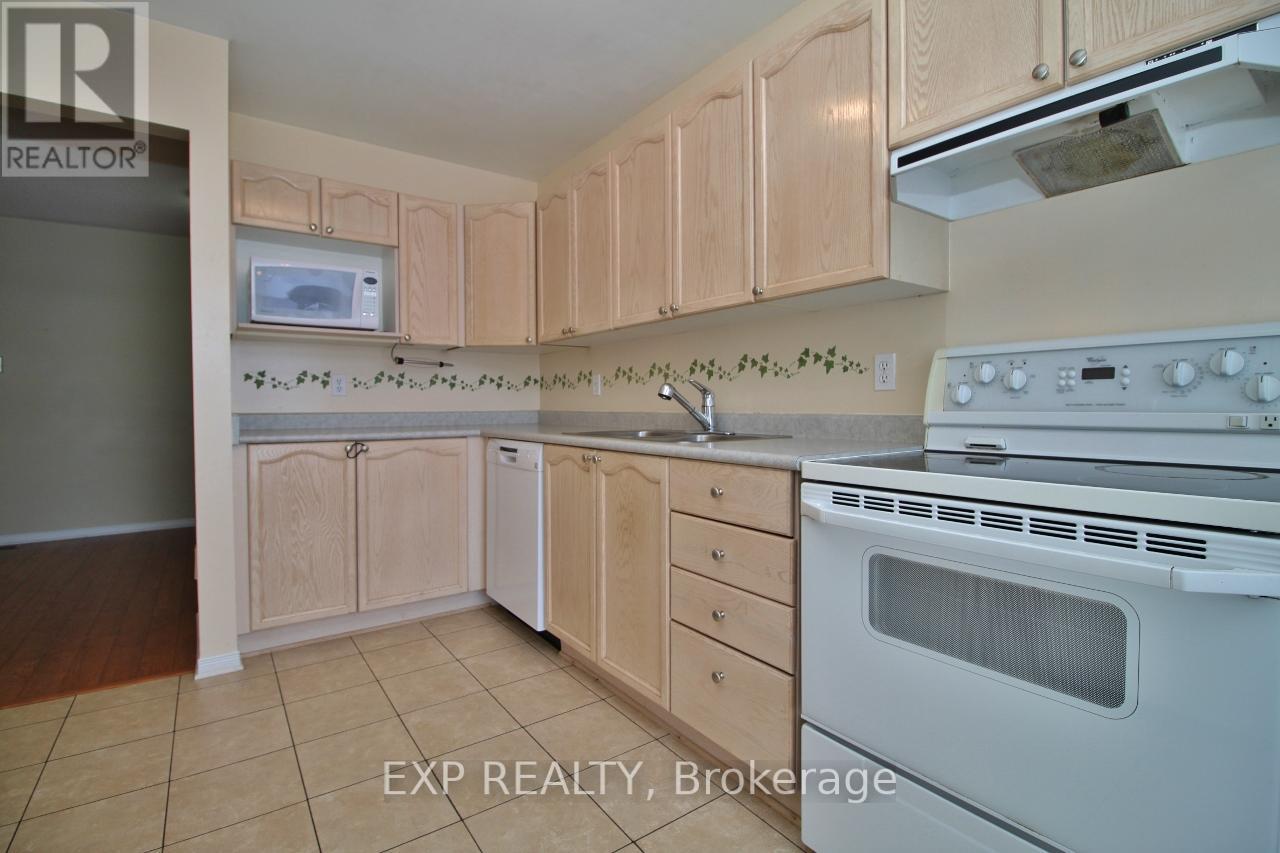 Photo 10 of 2127 Lauzon Street, Ottawa ON