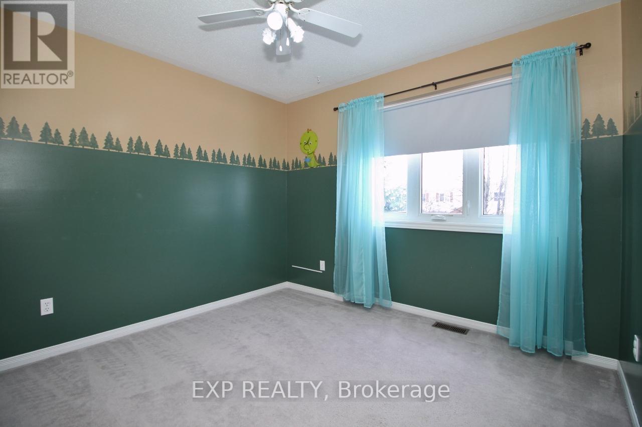 Photo 21 of 2127 Lauzon Street, Ottawa ON