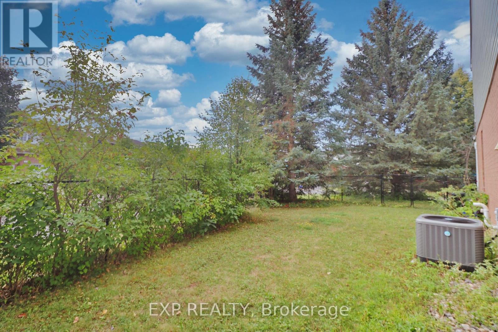 Photo 30 of 2127 Lauzon Street, Ottawa ON