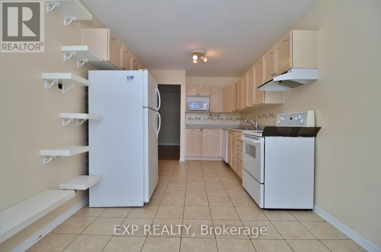 Photo 9 of 2127 Lauzon Street, Ottawa ON