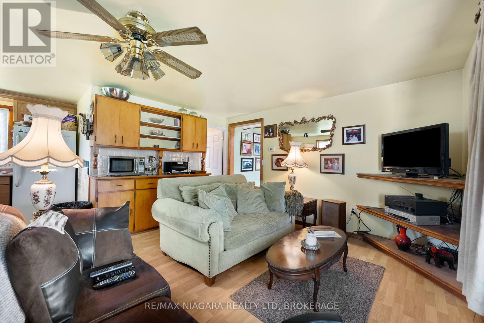 Photo 11 of 527 Pinecrest Road, Port Colborne ON