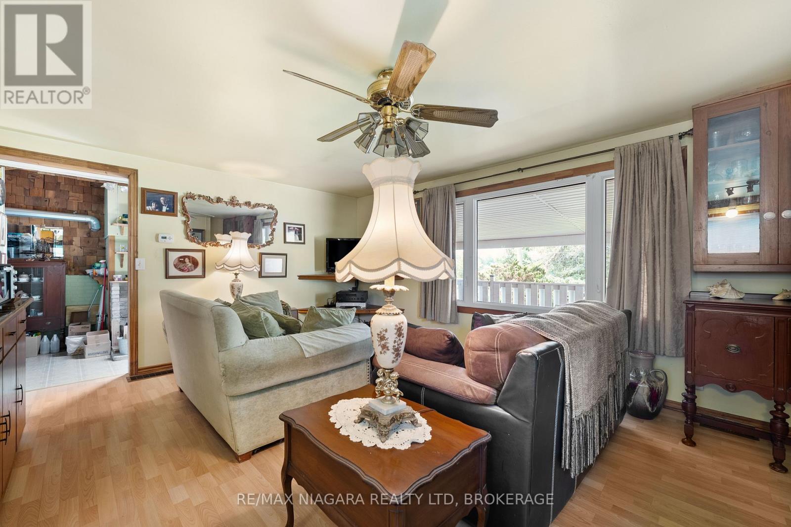 Photo 12 of 527 Pinecrest Road, Port Colborne ON