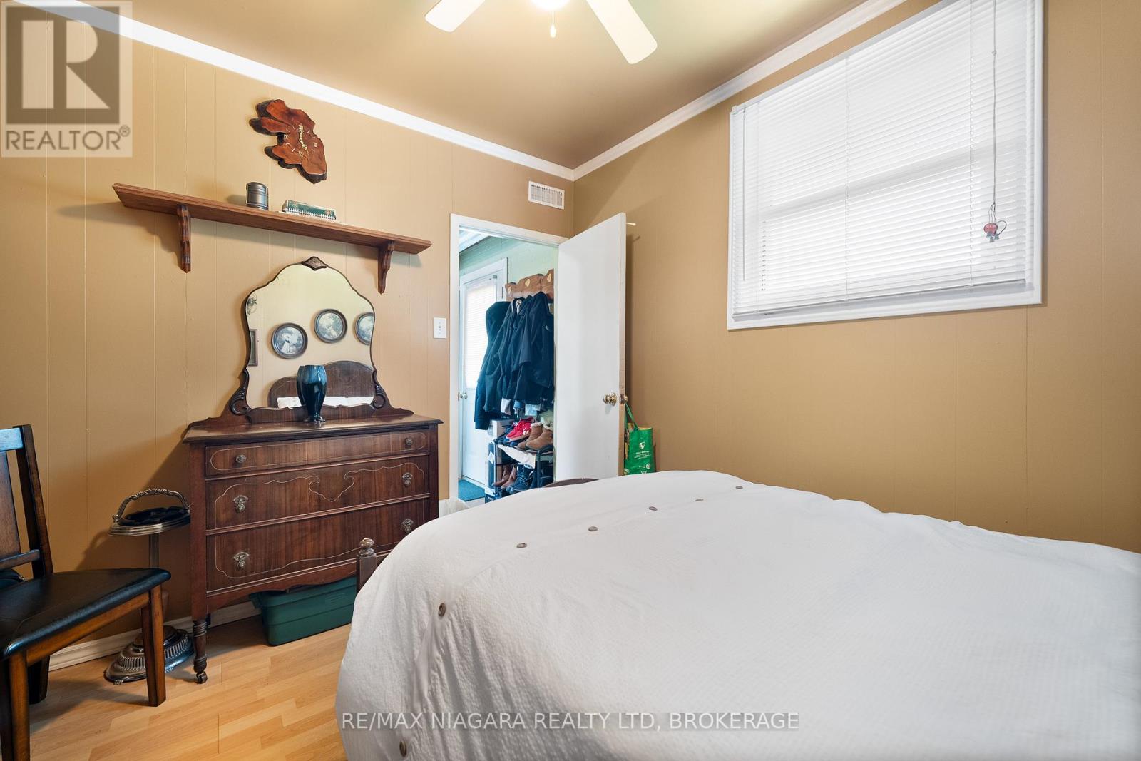 Photo 23 of 527 Pinecrest Road, Port Colborne ON