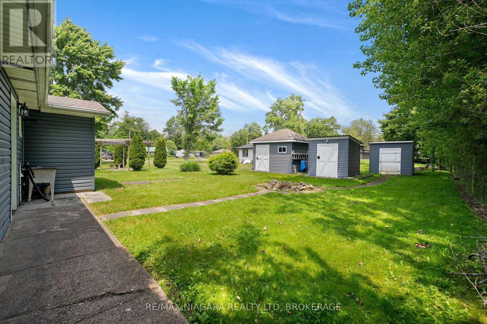 Photo 28 of 527 Pinecrest Road, Port Colborne ON