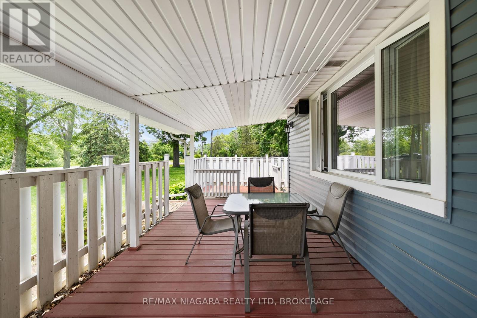 Photo 6 of 527 Pinecrest Road, Port Colborne ON