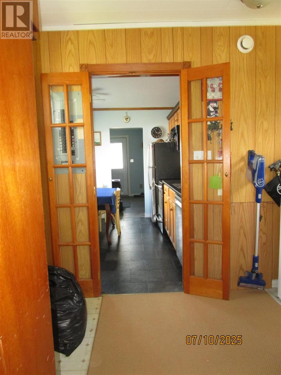 Photo 21 of 64 Curran Dr, Sault Ste Marie ON