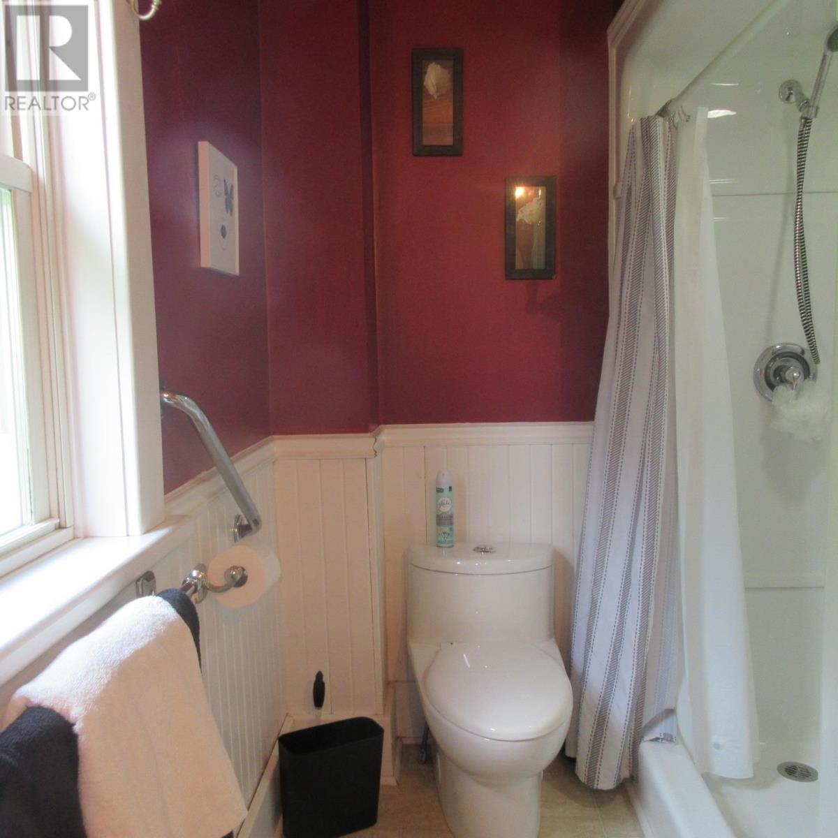 Photo 16 of 3389 Second Lin W, Prince Township ON