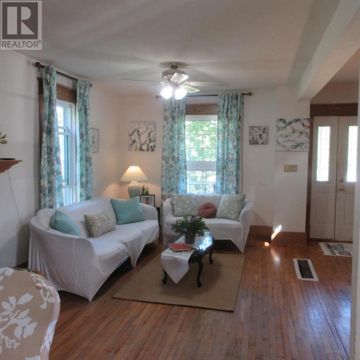 Photo 22 of 3389 Second Lin W, Prince Township ON