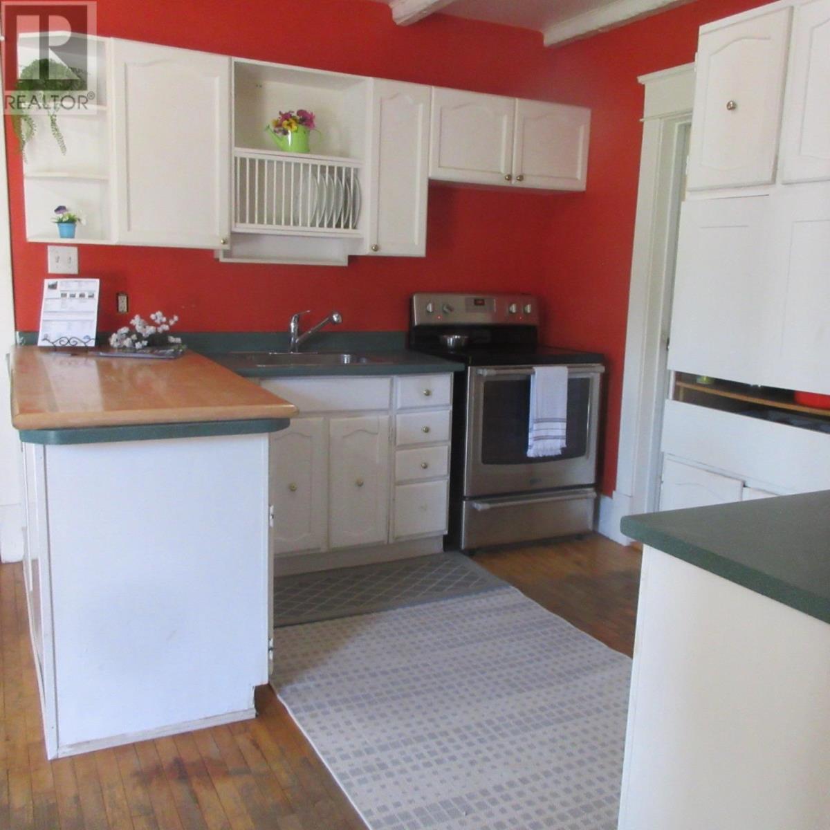 Photo 31 of 3389 Second Lin W, Prince Township ON