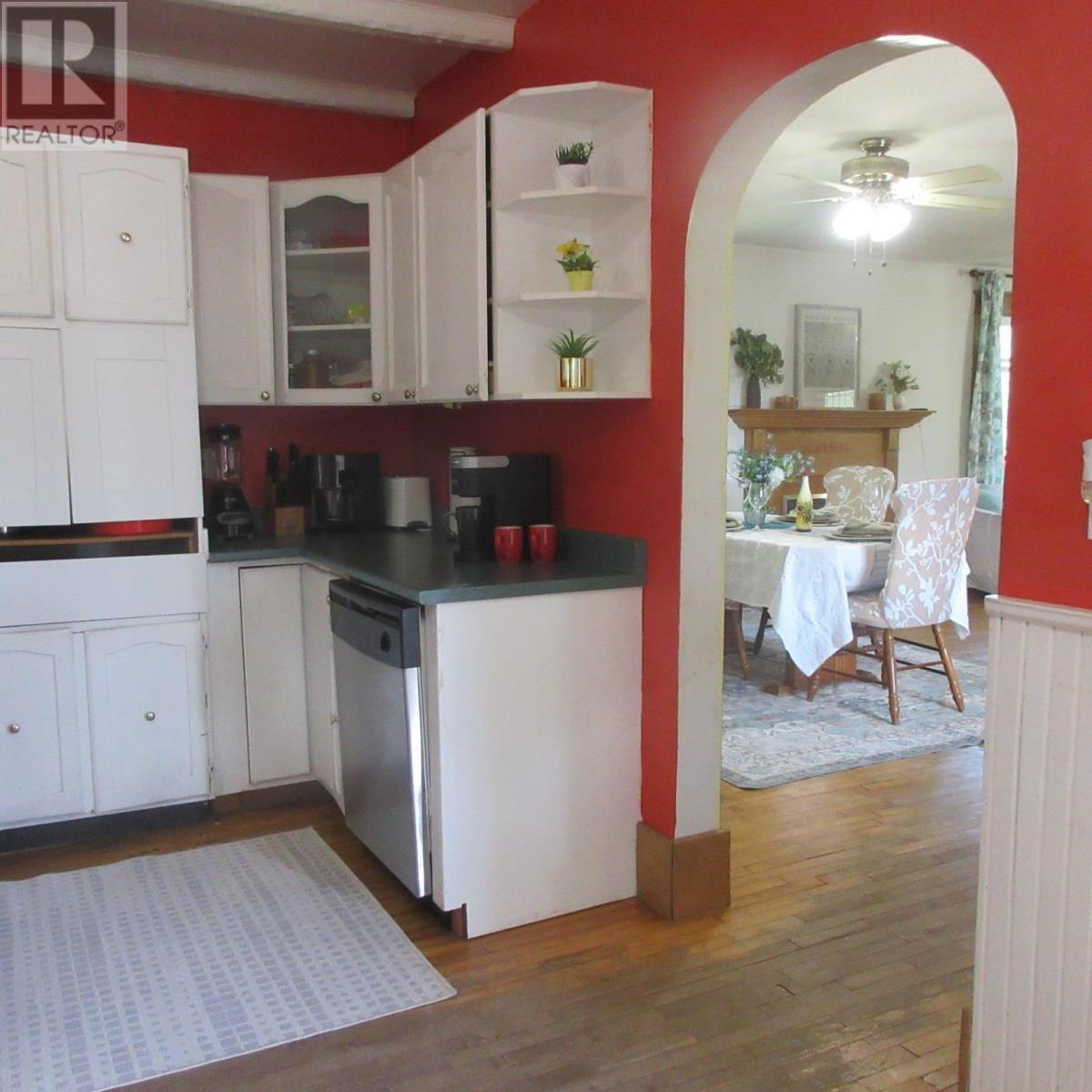Photo 33 of 3389 Second Lin W, Prince Township ON