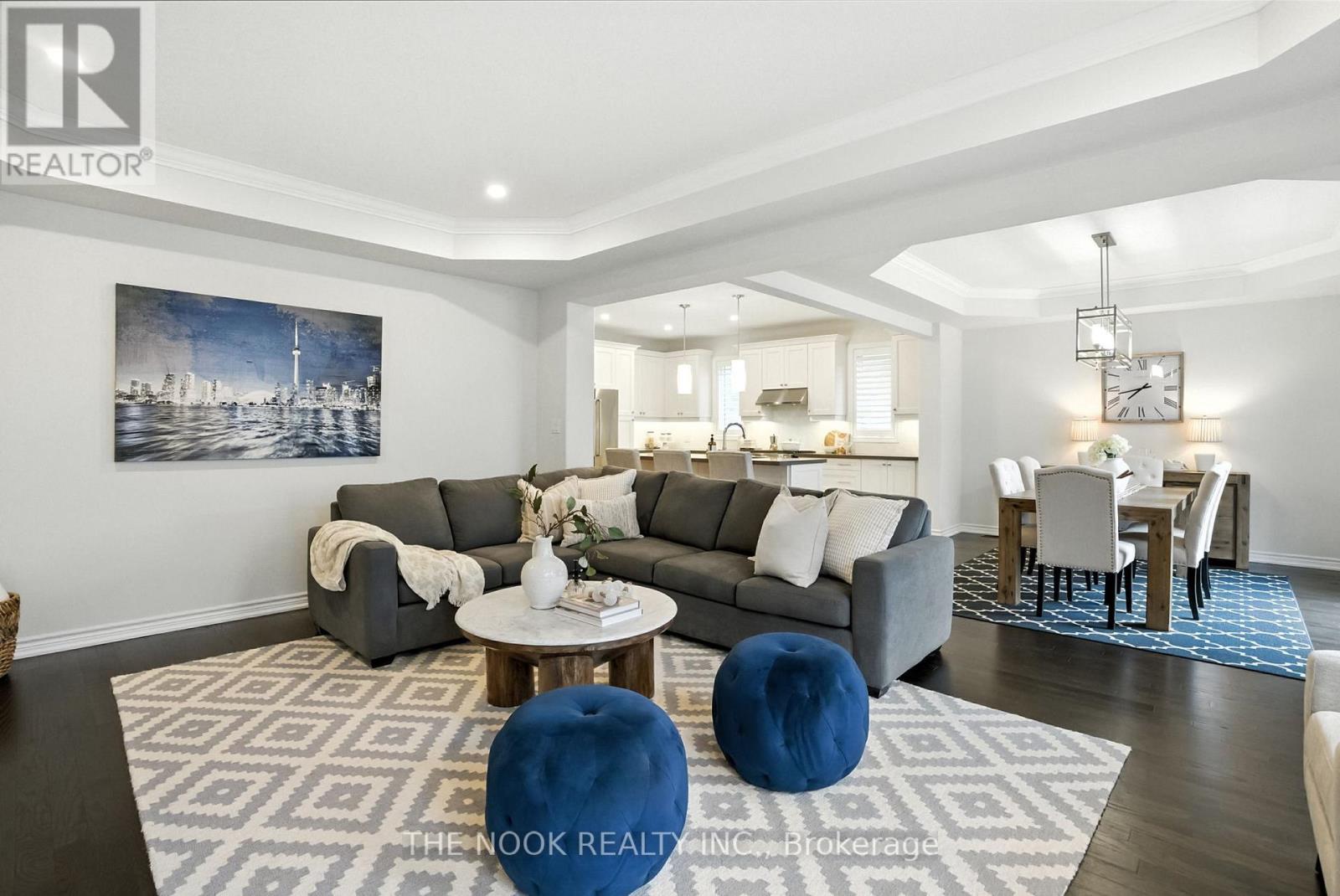 Photo 17 of 207 Crombie Street, Clarington ON
