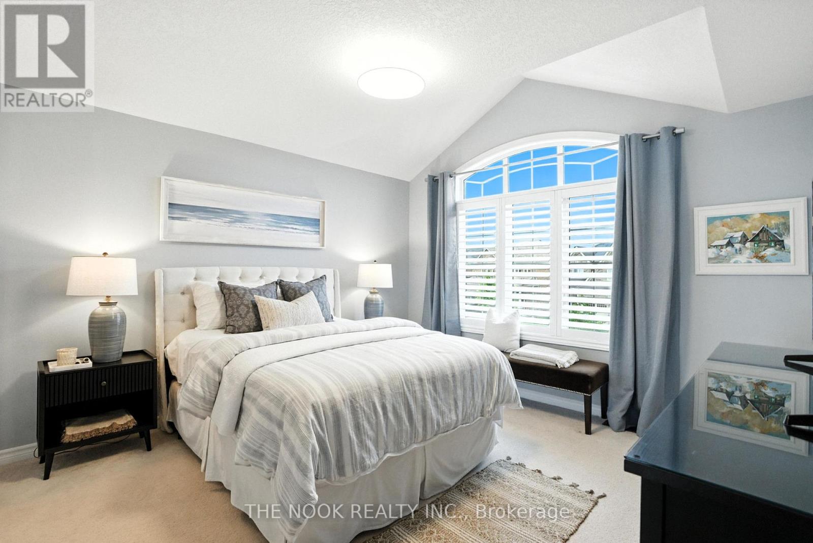 Photo 27 of 207 Crombie Street, Clarington ON