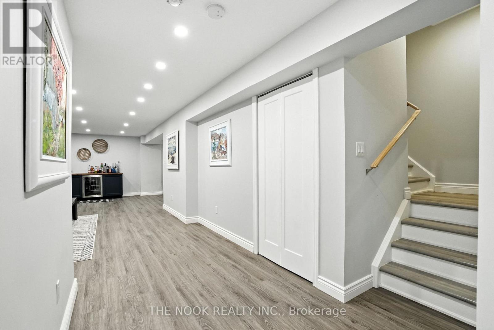 Photo 35 of 207 Crombie Street, Clarington ON