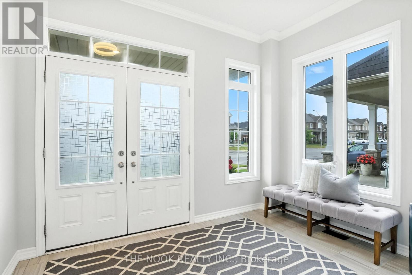 Photo 5 of 207 Crombie Street, Clarington ON
