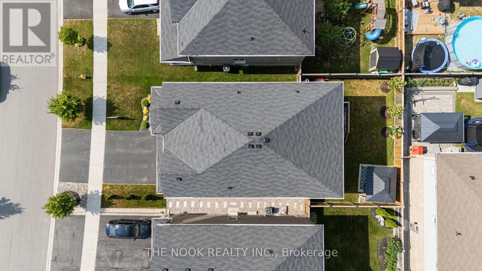 Photo 50 of 207 Crombie Street, Clarington ON