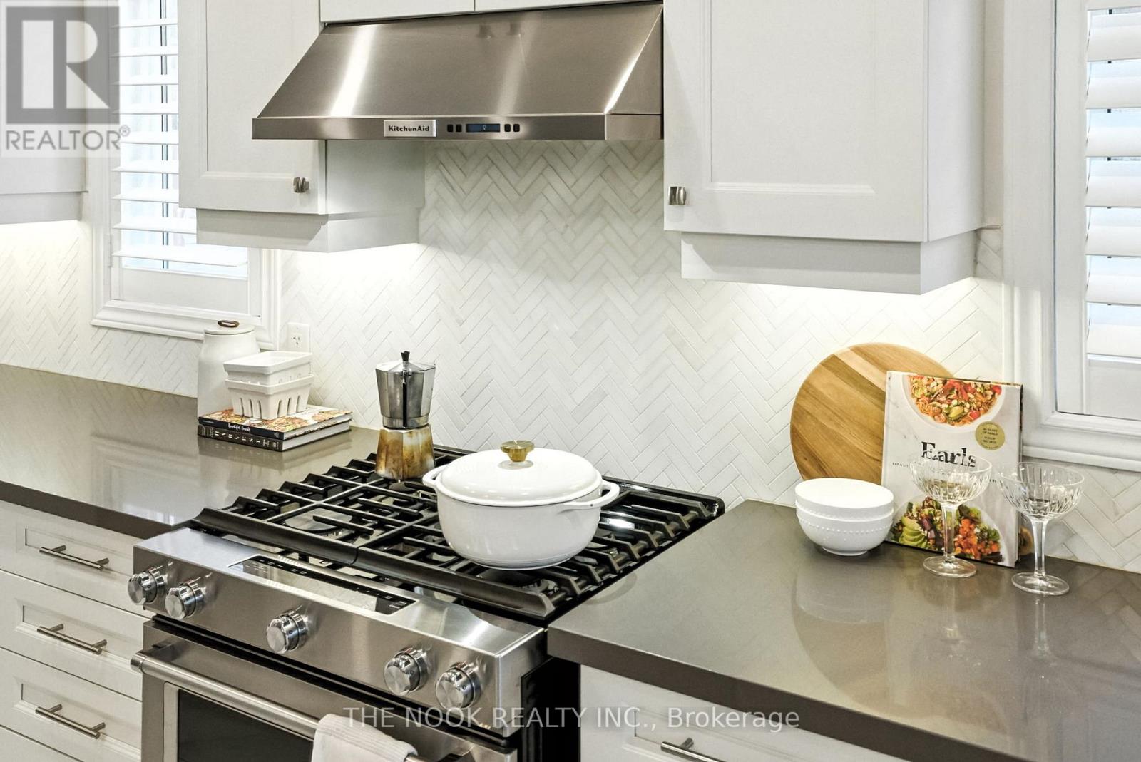 Photo 9 of 207 Crombie Street, Clarington ON