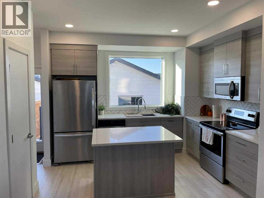Photo 6 of 4615 Fairmont Gate S, Lethbridge AB