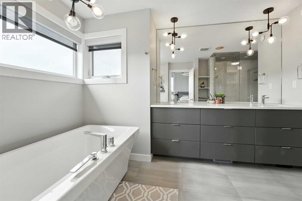 Photo 22 of 102 Longmire Close, Red Deer AB