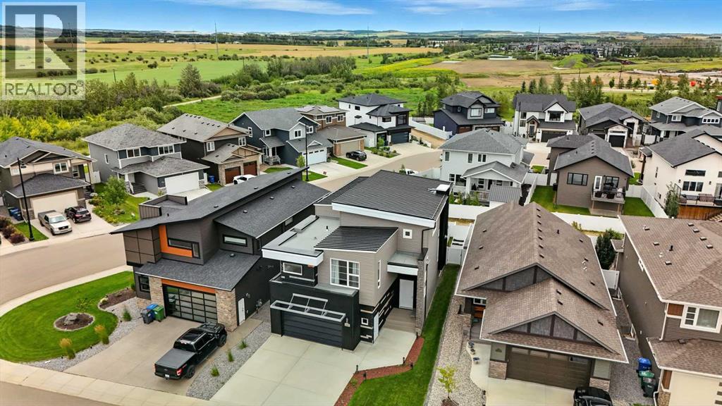 Photo 34 of 102 Longmire Close, Red Deer AB