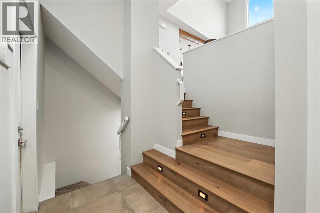 Photo 6 of 102 Longmire Close, Red Deer AB
