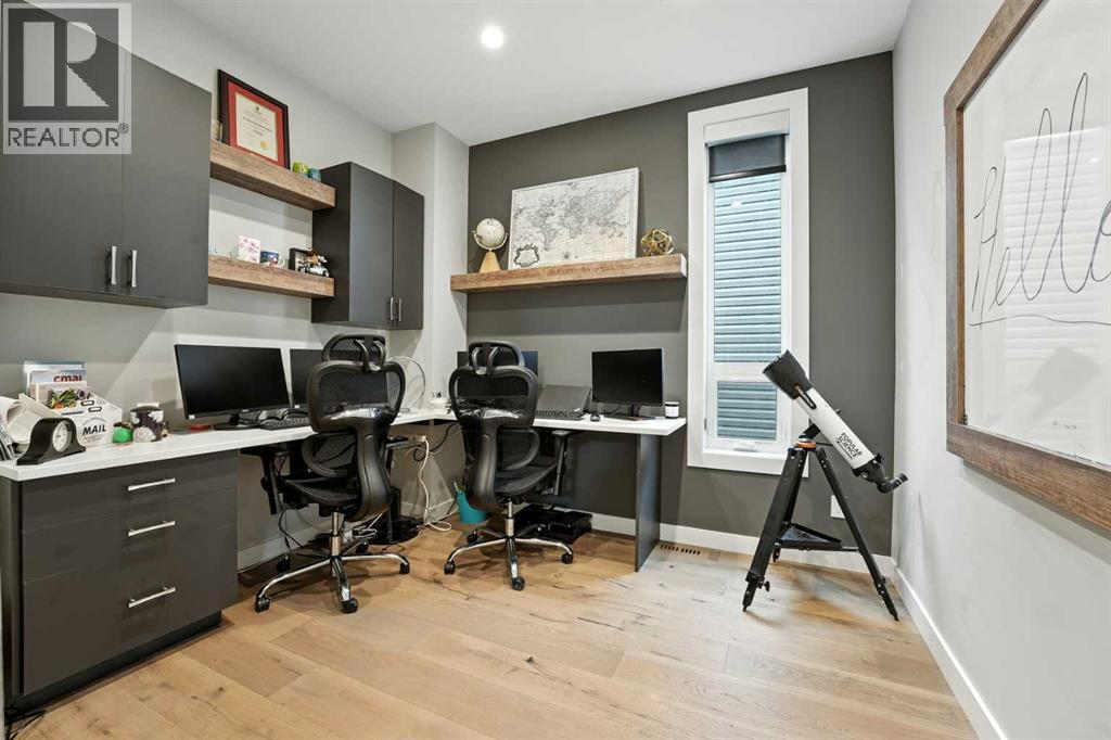 Photo 16 of 102 Longmire Close, Red Deer AB