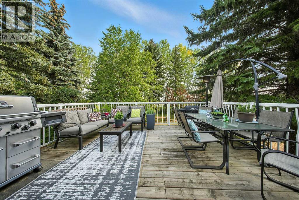 8 Petticoat Lane, Lacombe